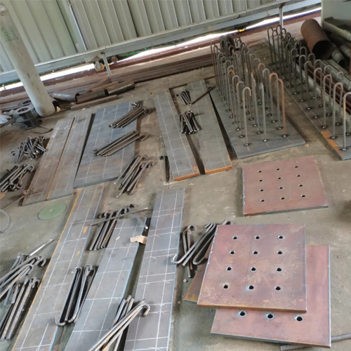 有哪些其他因素会影响萍乡预埋件位置的确定？